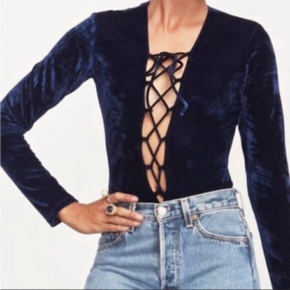 Reformation Avalon Lace Up Bodysuit in Blue petroleum Velvet size XS never used - Picture 1 of 12
